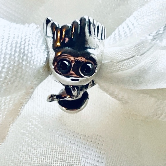🌱 NWOT Groot Charm – Guardians of the Galaxy ✨ - Picture 8 of 13